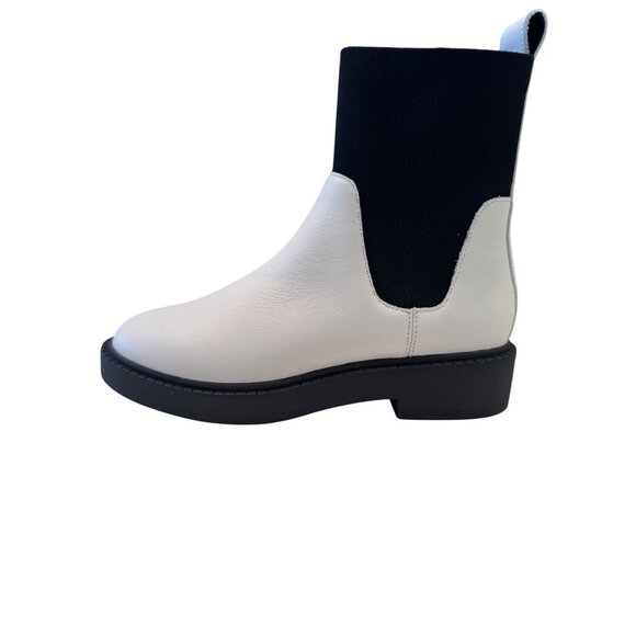 Andre Assous Violet Ivory/Black Size 6 M Women's Water Resistant Boot NWB - Picture 5 of 16